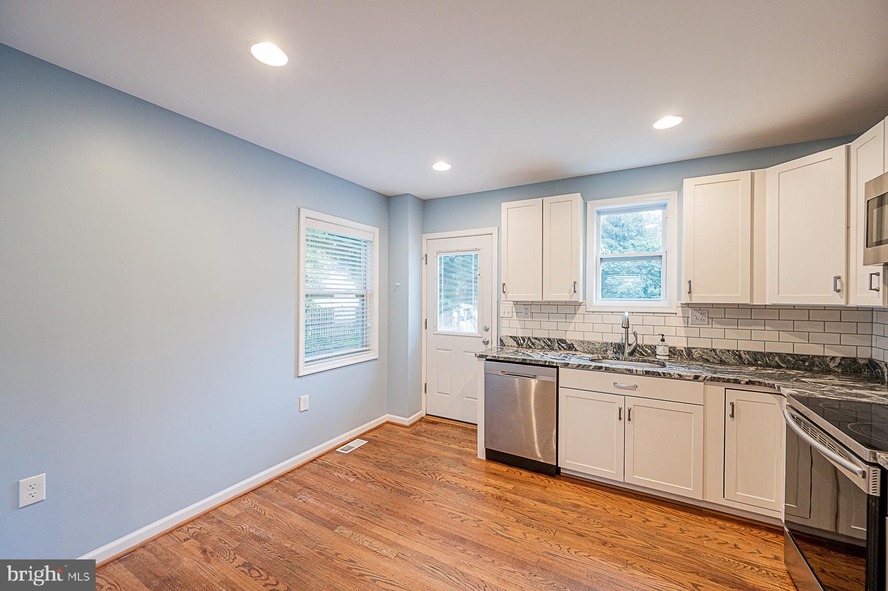 8606 Winands Road Randallstown, MD 21133 - Photo 21 of 42 Kitchen- Fresh Paint! Stainless Steel!
