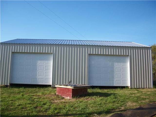125 Thurman Kepley Road Portland, TN 37148 - Photo 10 of 20 GARAGE FOR ALL THE NECESSARY TOOLS AROUND A MINI FARM
