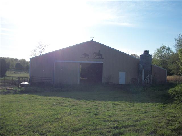 125 Thurman Kepley Road Portland, TN 37148 - Photo 11 of 20 ARENA, W/ ELECTRIC & WATER
