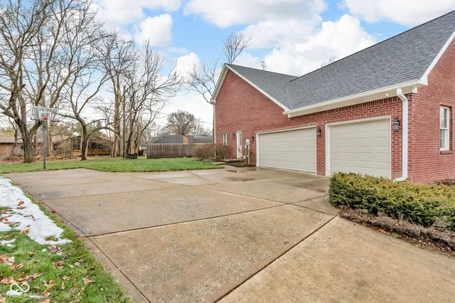 $465,000 | 76 Elizabeth Court, Danville, IN 46122