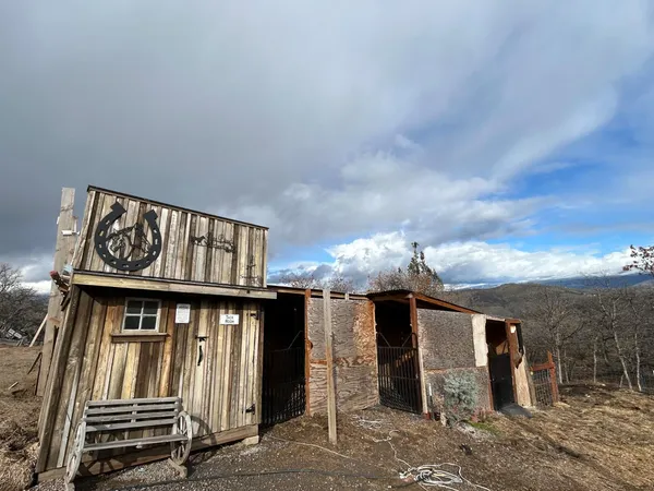 $195,000 | 12230 Ponderosa Street, Hornbrook, CA 96044