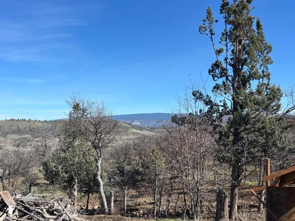 $195,000 | 12230 Ponderosa Street, Hornbrook, CA 96044