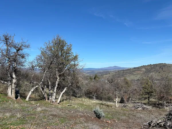 $195,000 | 12230 Ponderosa Street, Hornbrook, CA 96044