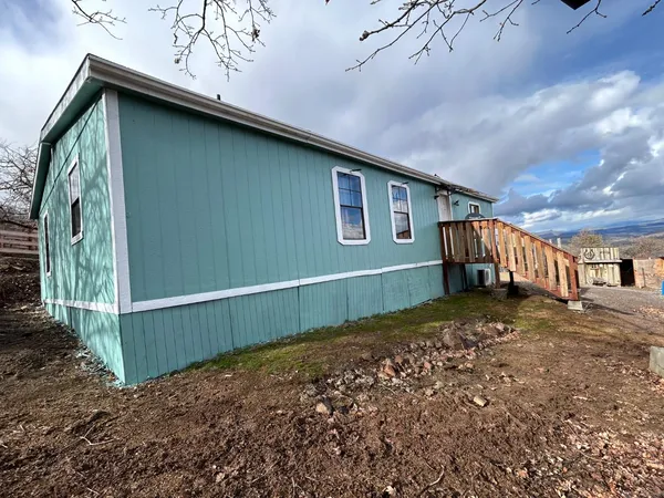 $195,000 | 12230 Ponderosa Street, Hornbrook, CA 96044