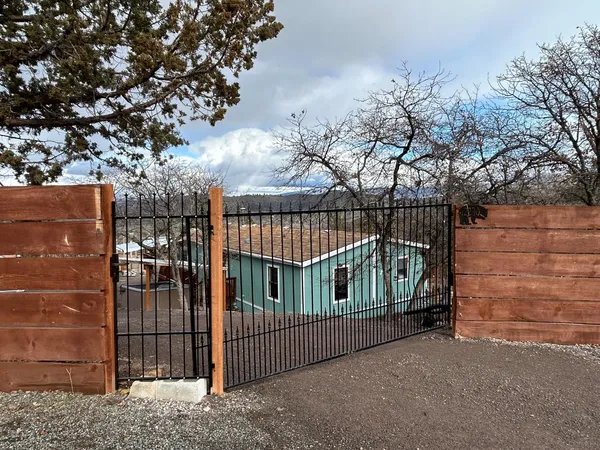 $195,000 | 12230 Ponderosa Street, Hornbrook, CA 96044