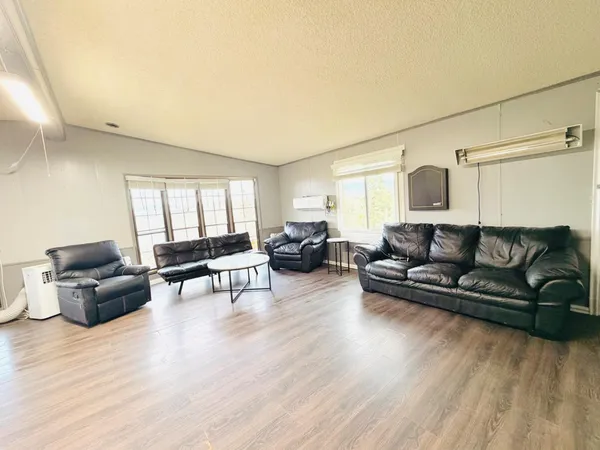 $195,000 | 12230 Ponderosa Street, Hornbrook, CA 96044