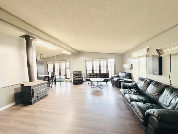 $195,000 | 12230 Ponderosa Street, Hornbrook, CA 96044