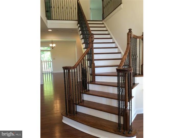 123 North Hillcrest Road Springfield, PA 19064 - Photo 11 of 17 Foyer