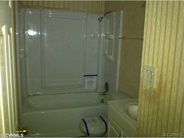 6431 Philbrook Road Richmond, VA 23234 - Photo 8 of 9 Other - Full Bathroom