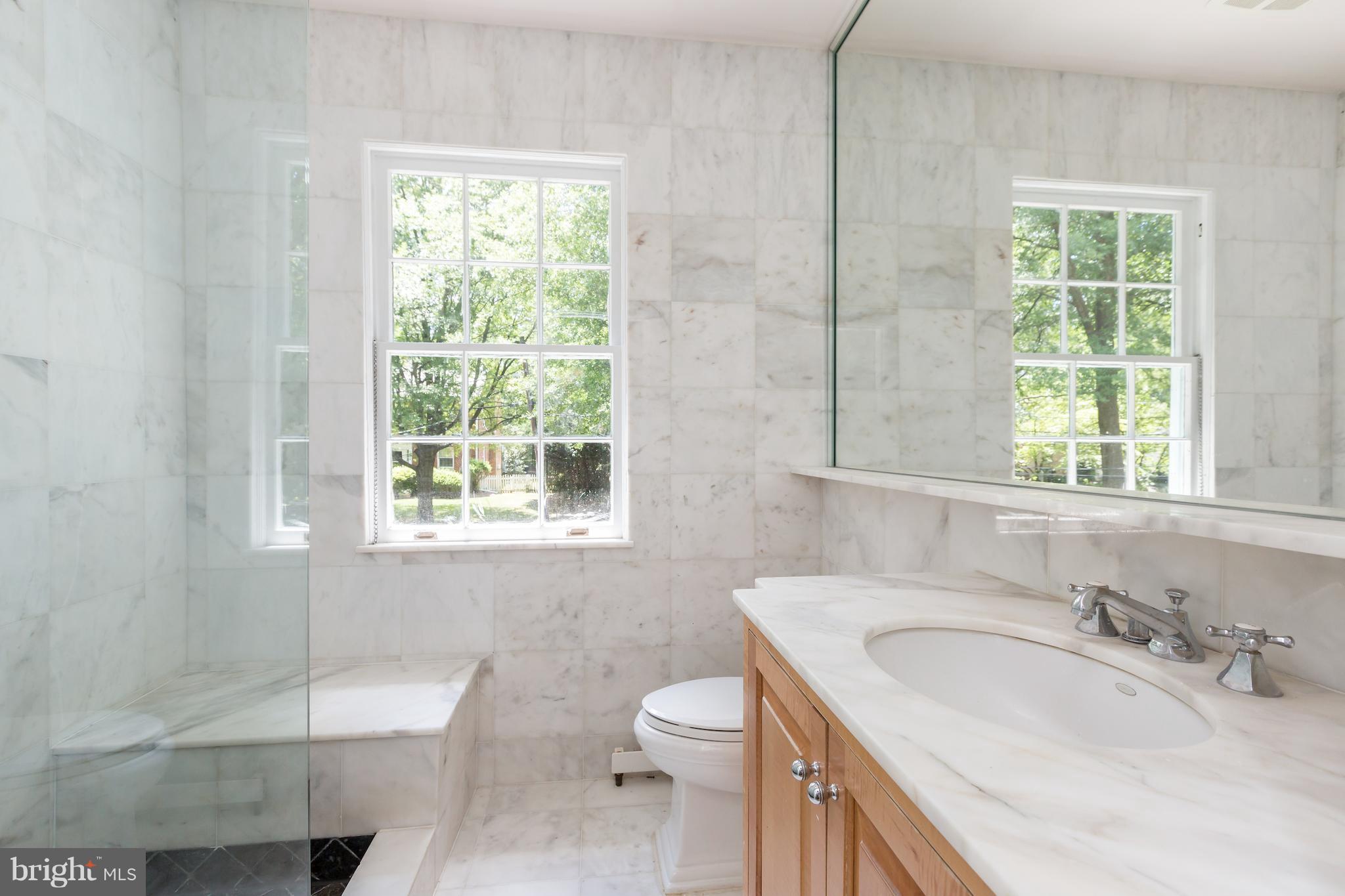 5023 Reno Road Northwest Washington, DC 20008 - Photo 16 of 26 Bath