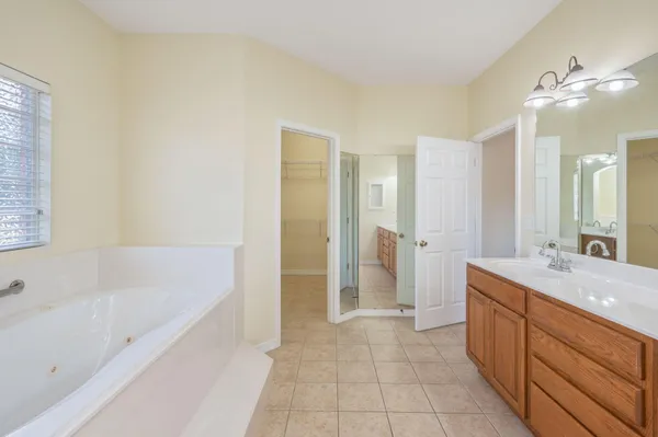 $400,000 | 5552 Frontier Drive, Crestview, FL 32536