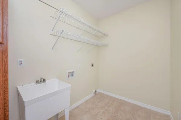 $400,000 | 5552 Frontier Drive, Crestview, FL 32536