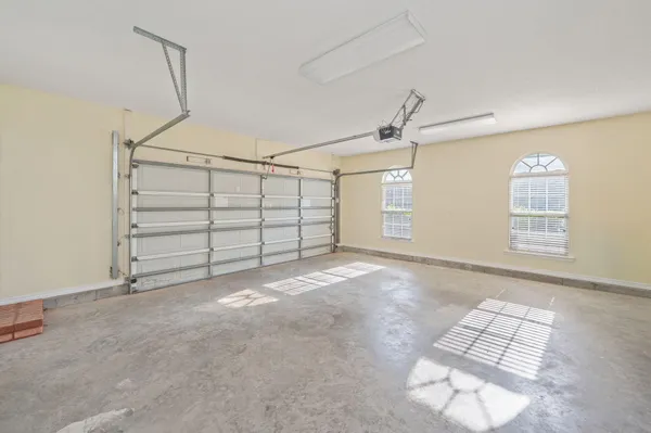 $400,000 | 5552 Frontier Drive, Crestview, FL 32536