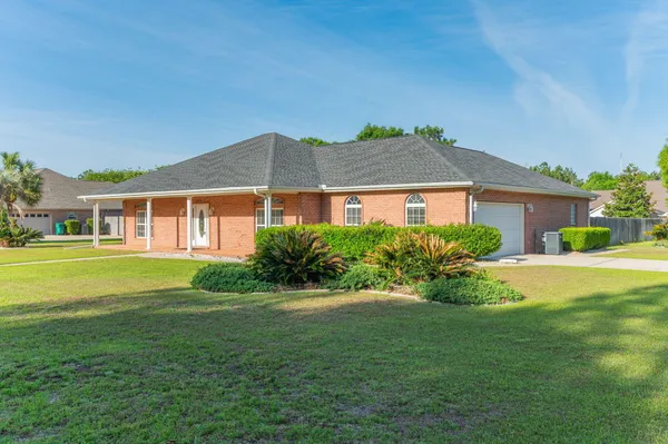 $400,000 | 5552 Frontier Drive, Crestview, FL 32536