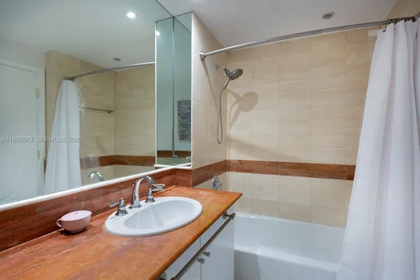 $16,000 | The Bentley Bay, Miami Beach, FL 33139