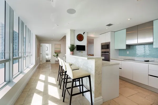 $16,000 | The Bentley Bay, Miami Beach, FL 33139