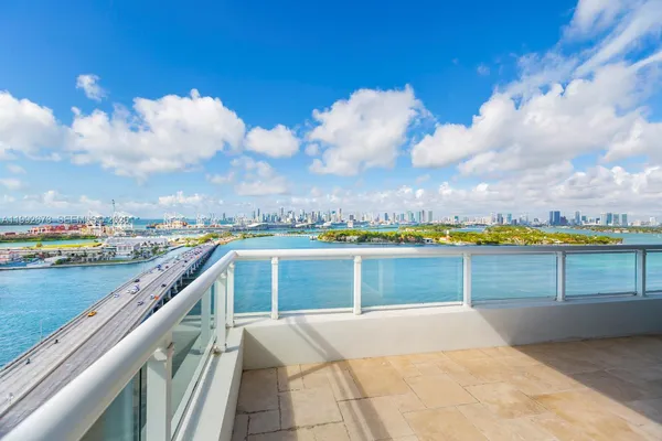 $16,000 | The Bentley Bay, Miami Beach, FL 33139