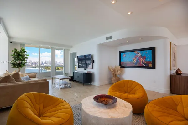 $16,000 | The Bentley Bay, Miami Beach, FL 33139