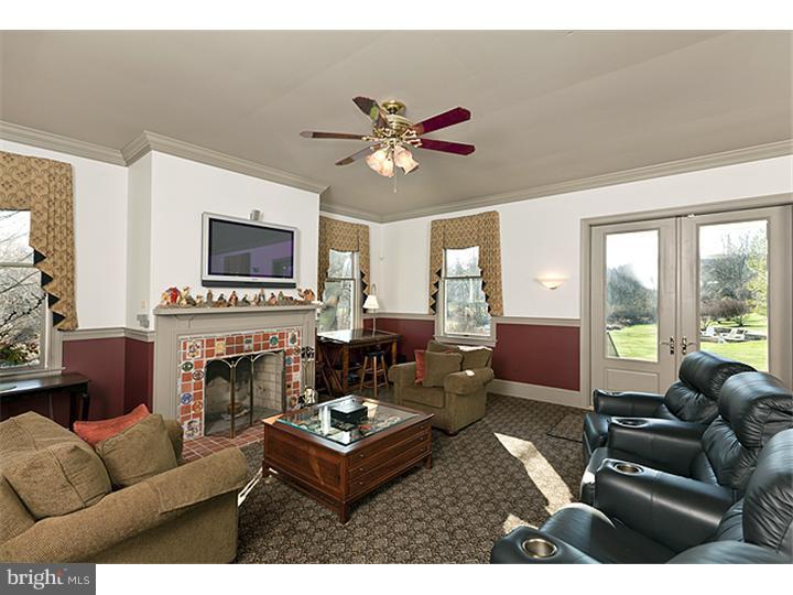 19 Reeder Road New Hope, PA 18938 - Photo 12 of 24 Family Room