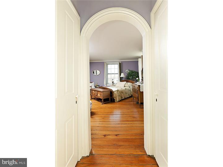 19 Reeder Road New Hope, PA 18938 - Photo 13 of 24 Hallway