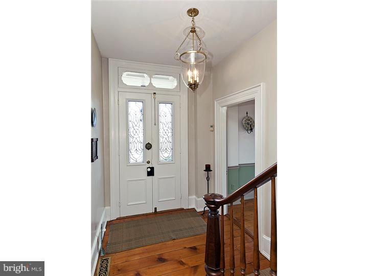 19 Reeder Road New Hope, PA 18938 - Photo 3 of 24 Foyer
