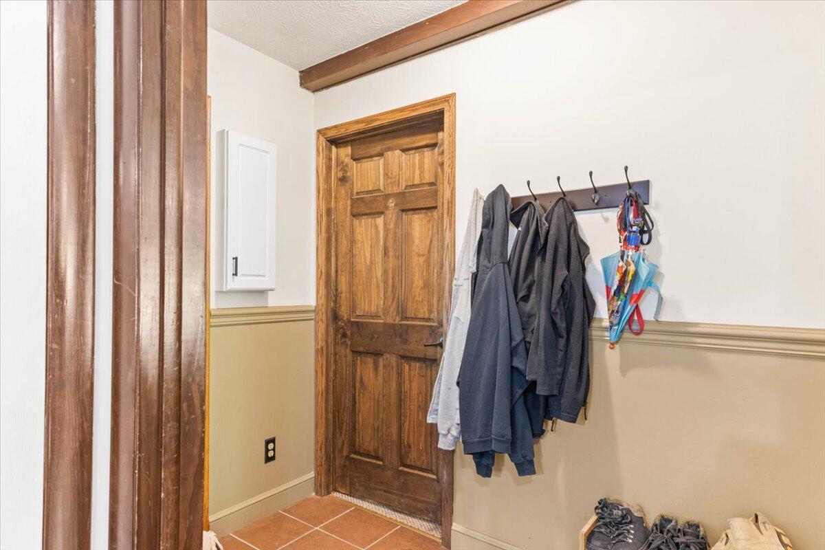 3880 Bunty Station Road Delaware, OH 43015 - Photo 26 of 34 19-Entrance
