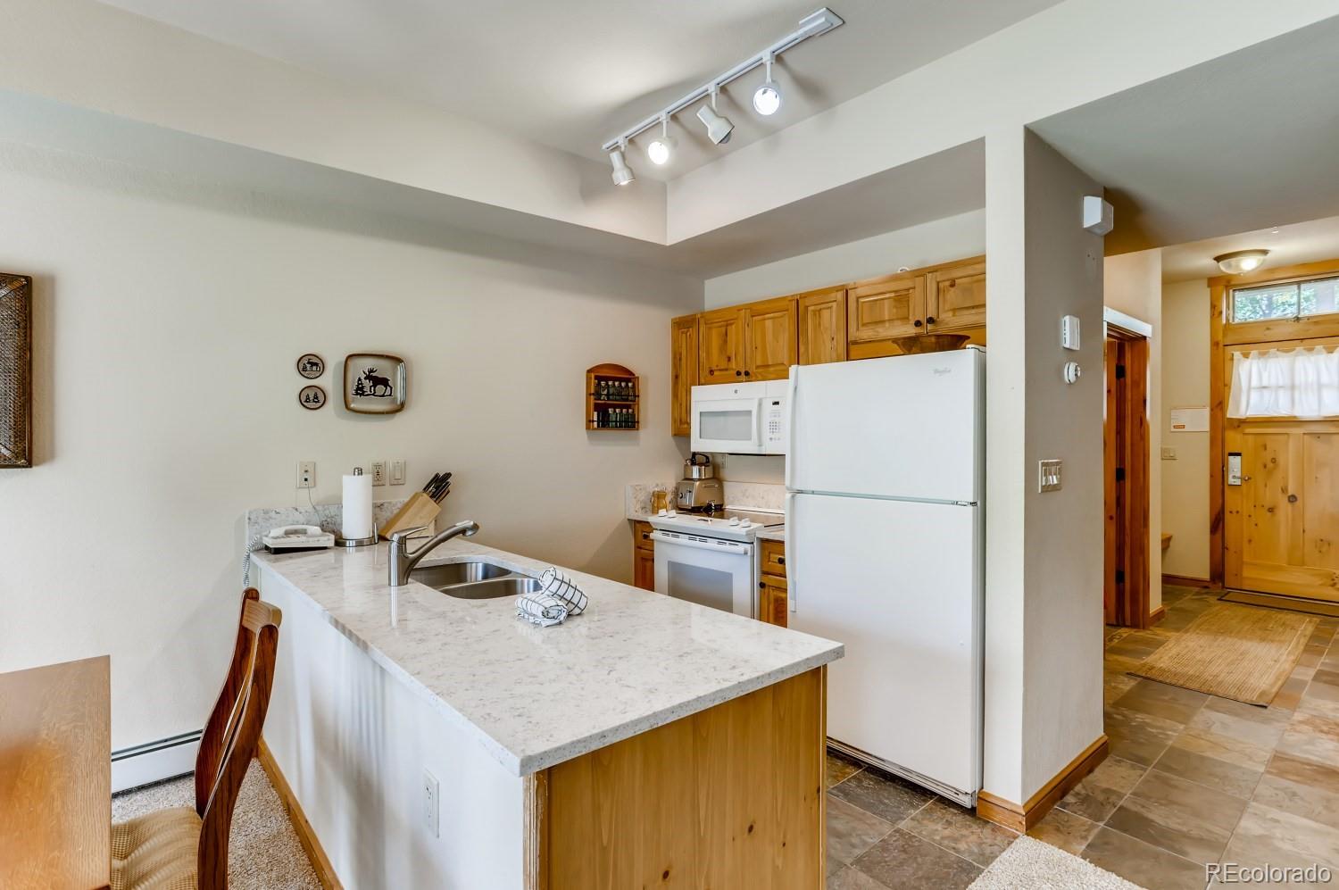27 Lake Ridge Circle, Unit 1836 Keystone, CO 80435 - Photo 3 of 33 Gallery Image 3