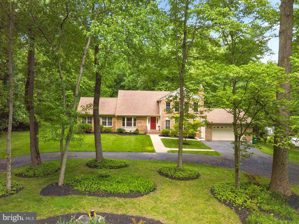 600 Bryants Nursery Road Silver Spring, MD 20905 - Photo 8 of 60 a view of a house with a yard and a park