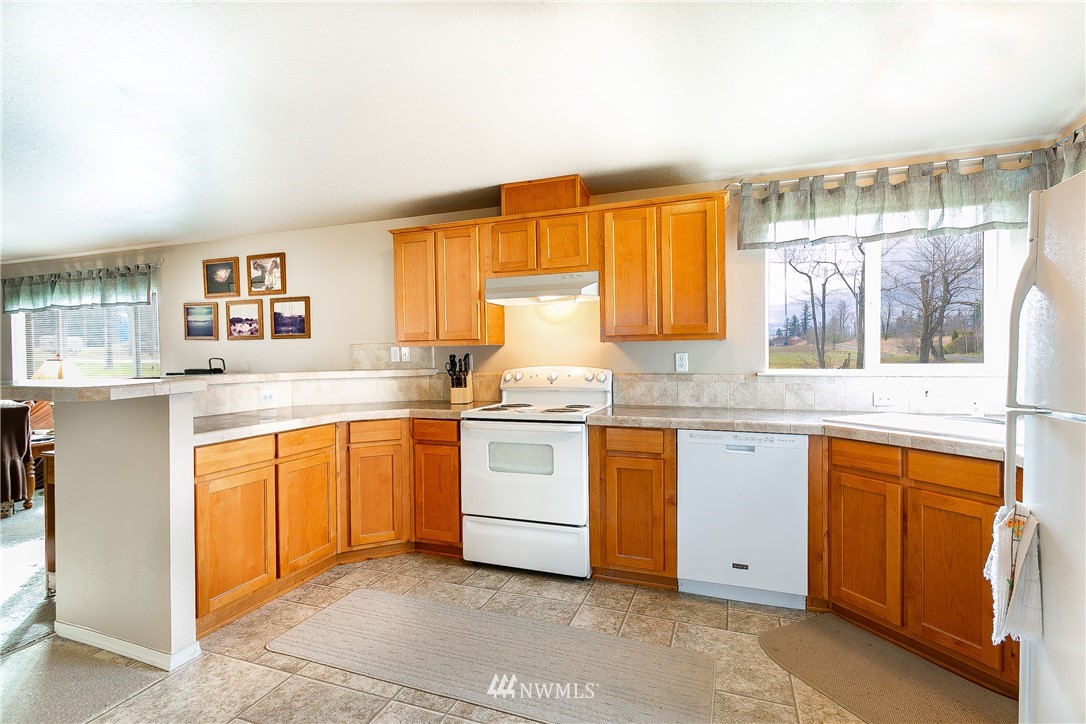 2756 East Badger Road Everson, WA 98247 - Photo 4 of 21