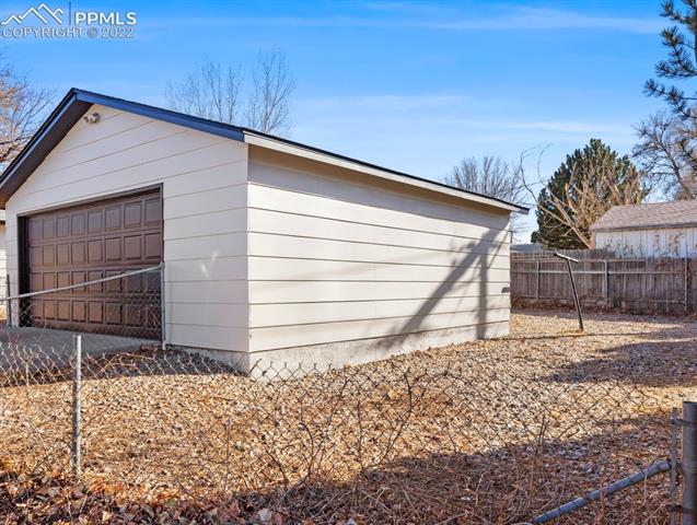1719 Jerry Murphy Road Pueblo, CO 81001 - Photo 5 of 29 Gallery Image 5