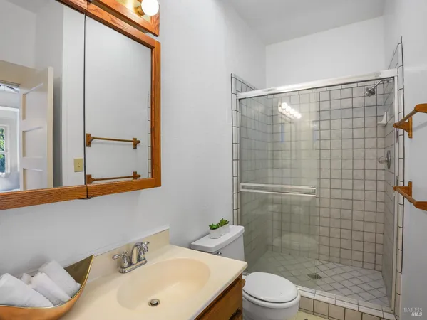 $685,000 | 720 Grove Avenue, Ukiah, CA 95482