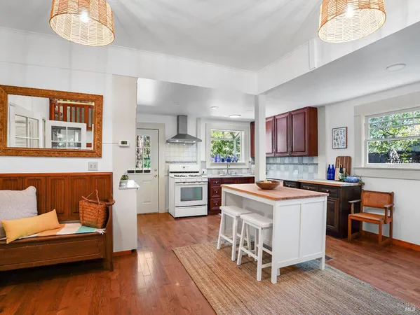$685,000 | 720 Grove Avenue, Ukiah, CA 95482