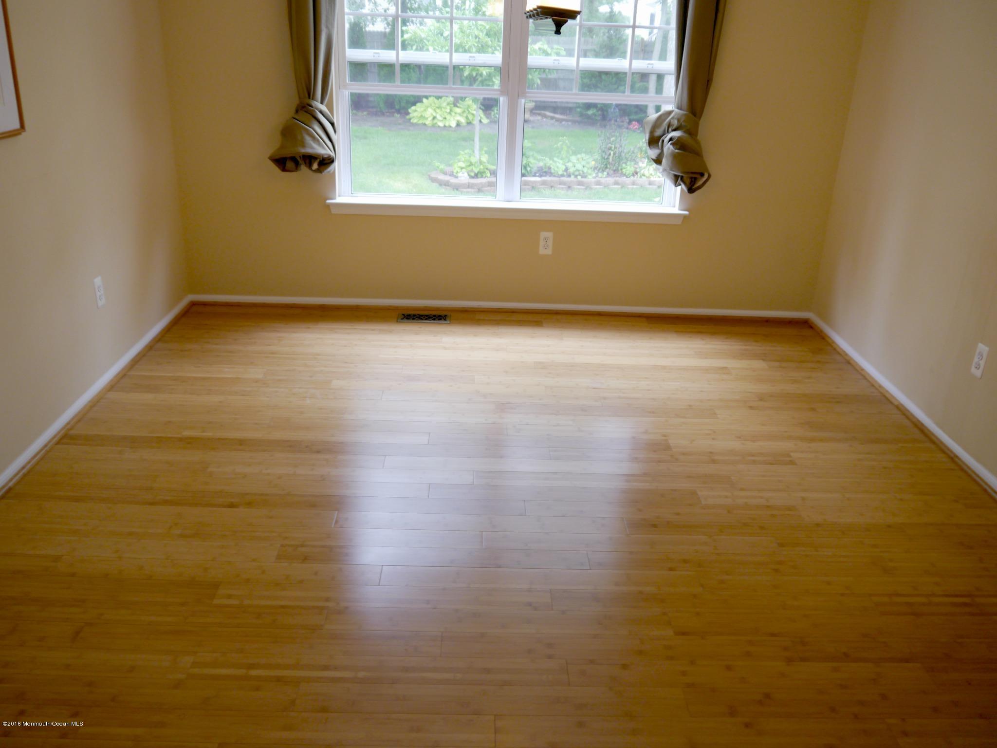 116 Eddy Road Manahawkin, NJ 08050 - Photo 12 of 31 116 Eddy 017