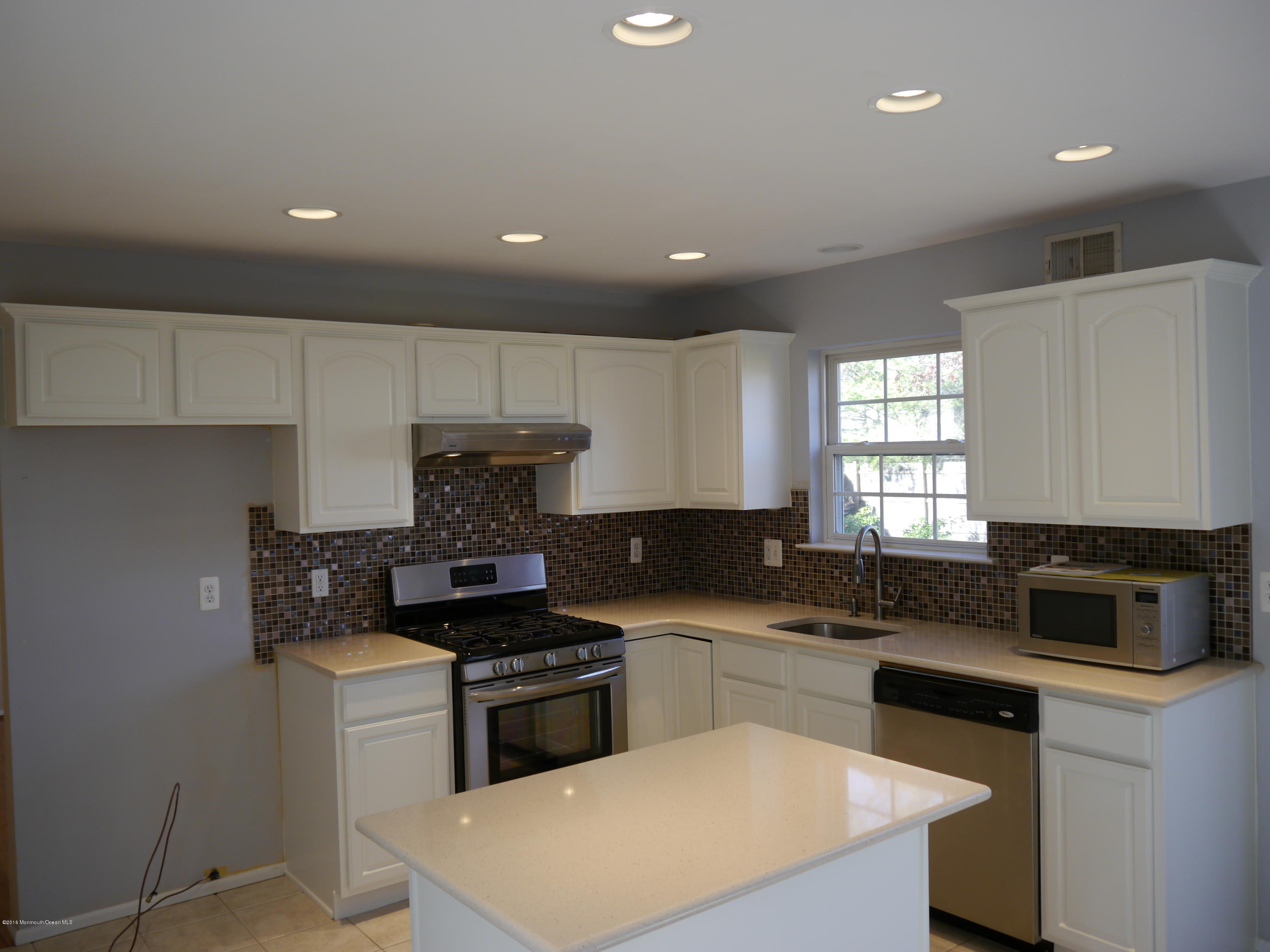 116 Eddy Road Manahawkin, NJ 08050 - Photo 3 of 31 116 Eddy newkitchen
