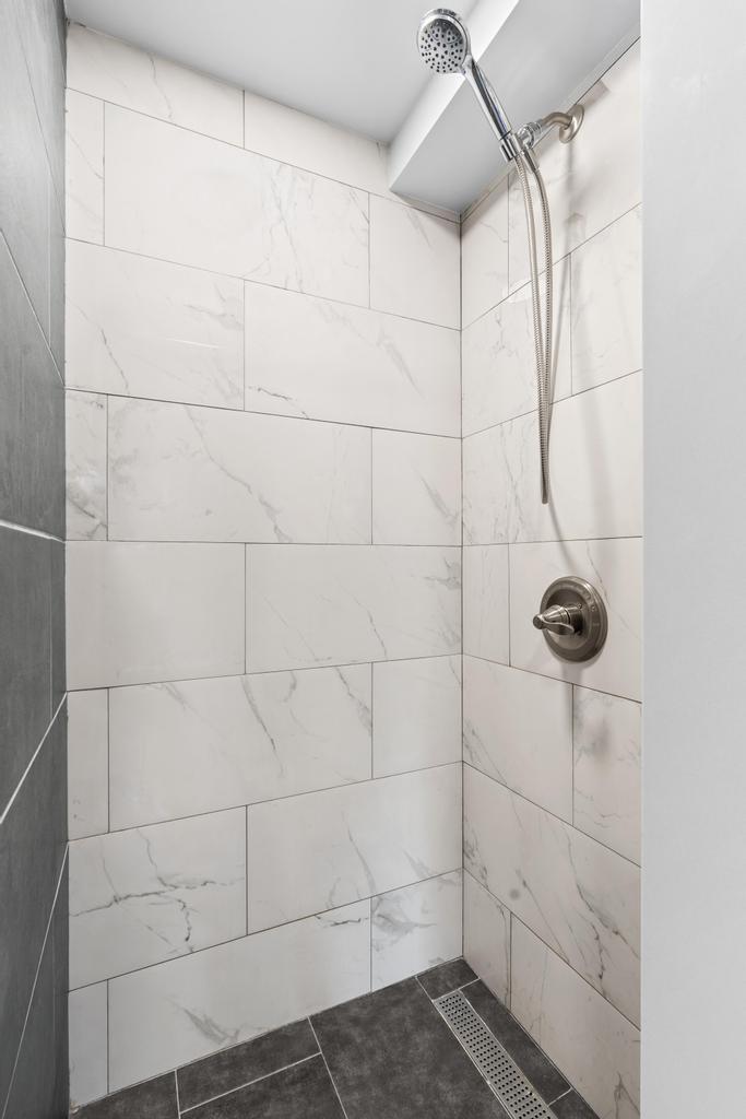 509 West 23rd Street Manhattan, NY 10011 - Photo 12 of 18