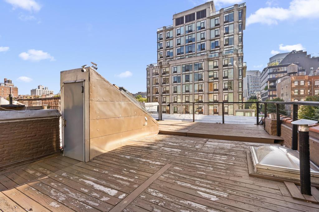 509 West 23rd Street Manhattan, NY 10011 - Photo 15 of 18