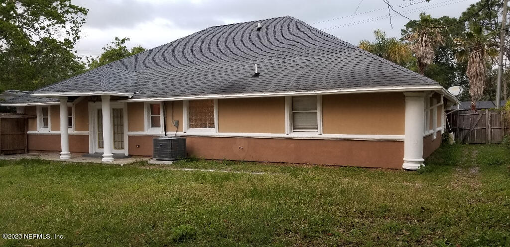 6836 Champlain Road Jacksonville, FL 32208 - Photo 3 of 20 02