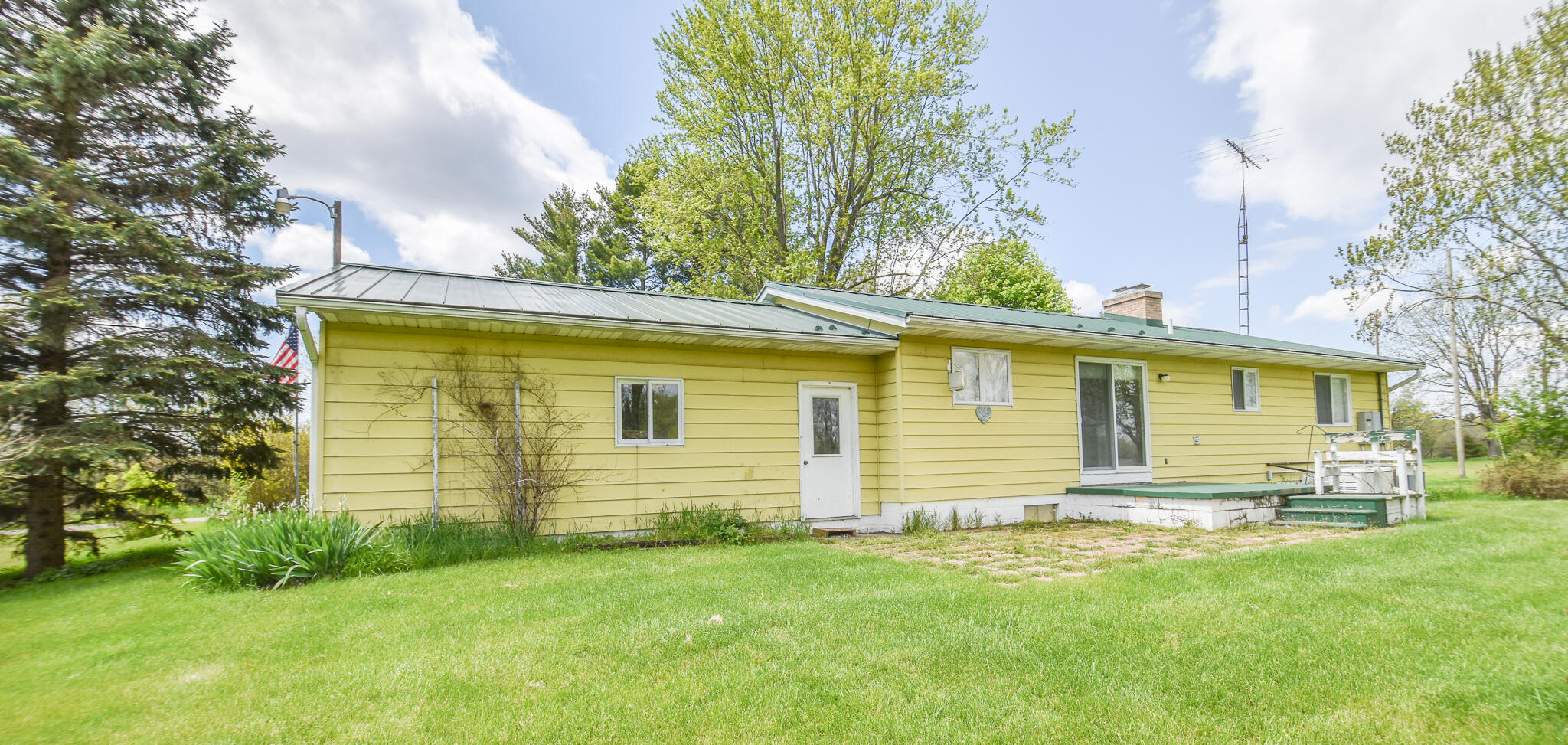 305 Ridge Road Quincy, MI 49082 - Photo 31 of 34 DSC_0015