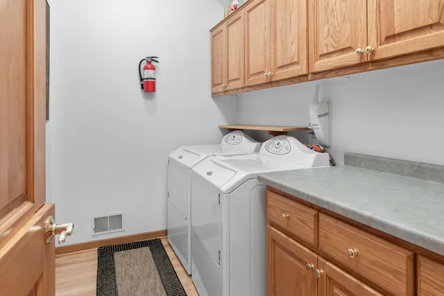 $789,000 | 1117 Sweetbriar Lane, Unit 22, Hartland, WI 53029