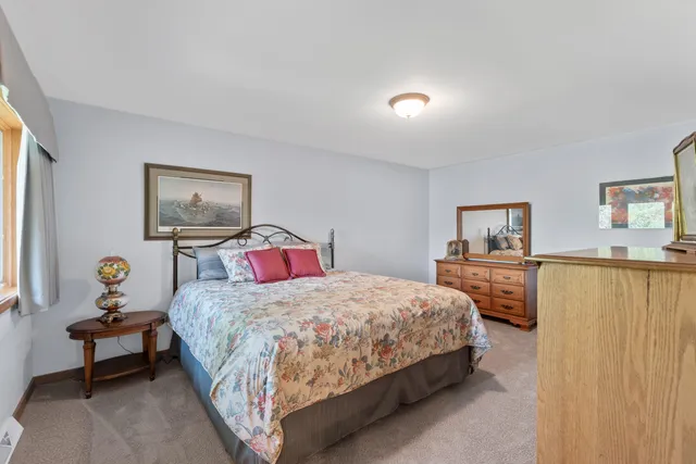 $789,000 | 1117 Sweetbriar Lane, Unit 22, Hartland, WI 53029