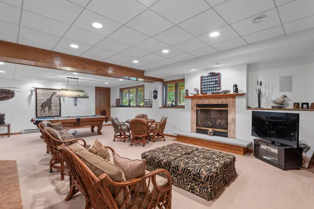 $789,000 | 1117 Sweetbriar Lane, Unit 22, Hartland, WI 53029