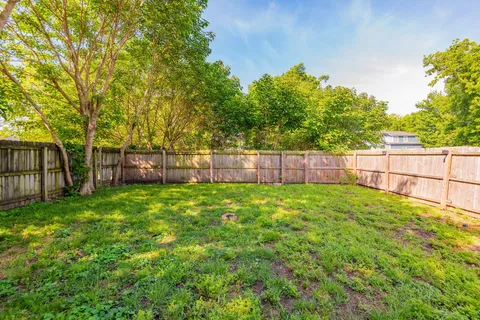 $315,000 | 1605 16th Avenue North, Nashville, TN 37208
