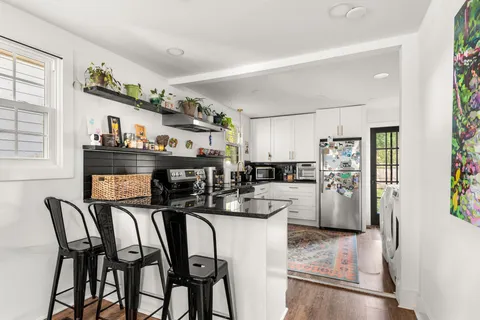 $315,000 | 1605 16th Avenue North, Nashville, TN 37208