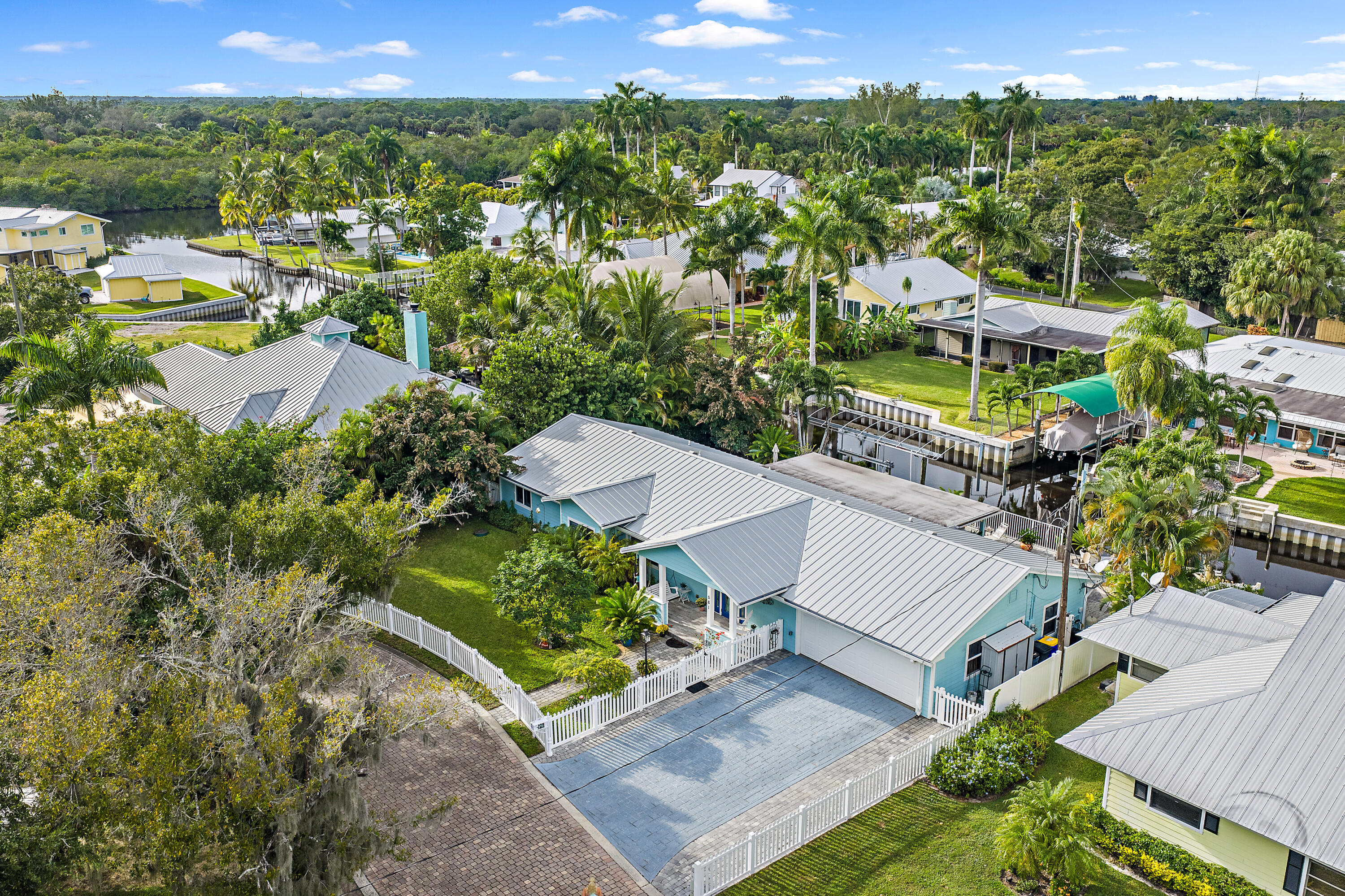 581 Southwest Timber Trail Stuart, FL 34997 - Photo 2 of 45 an aerial view of multiple house