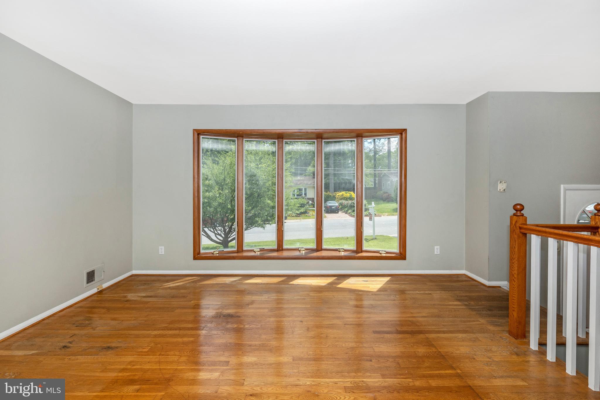 108 Woodland Road Gaithersburg, MD 20877 - Photo 11 of 72 Gallery Image 11