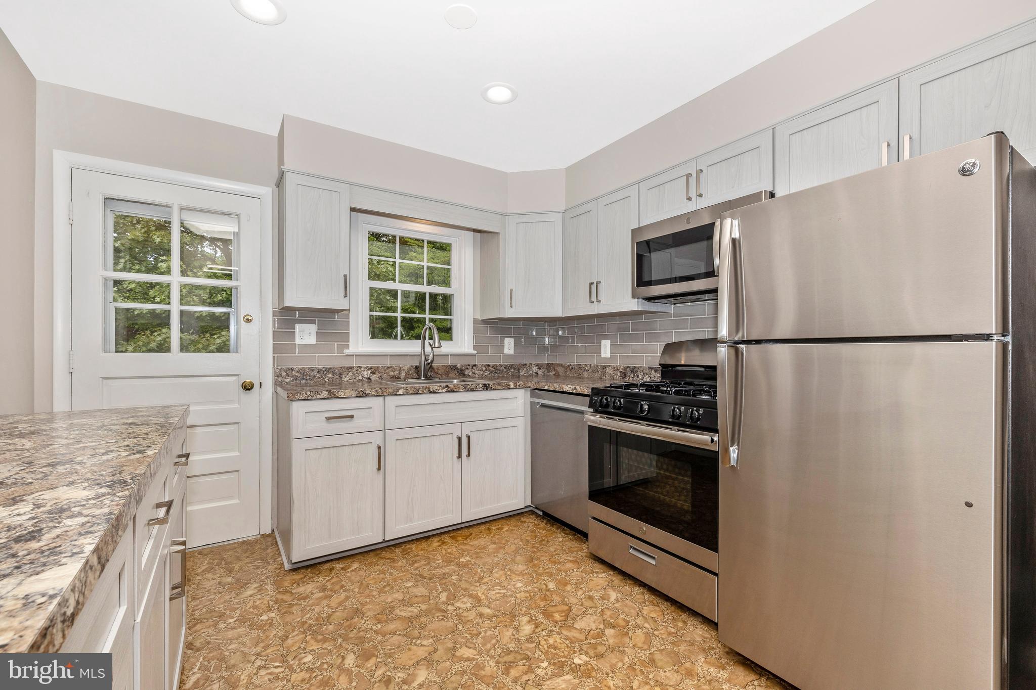 108 Woodland Road Gaithersburg, MD 20877 - Photo 19 of 72 Gallery Image 19