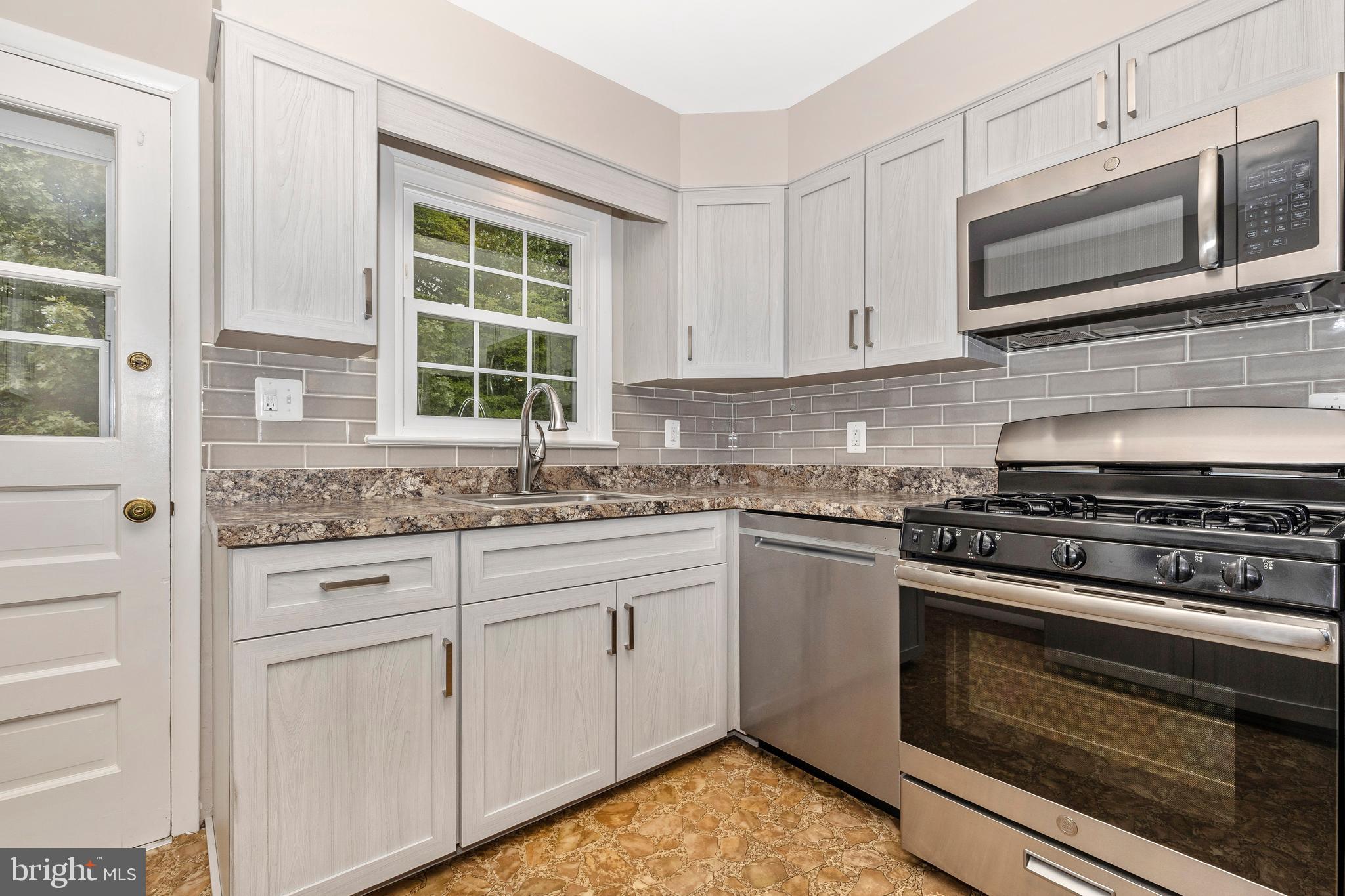 108 Woodland Road Gaithersburg, MD 20877 - Photo 22 of 72 Gallery Image 22