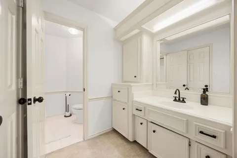 $465,000 | 14210 Vanessa Circle, Houston, TX 77069