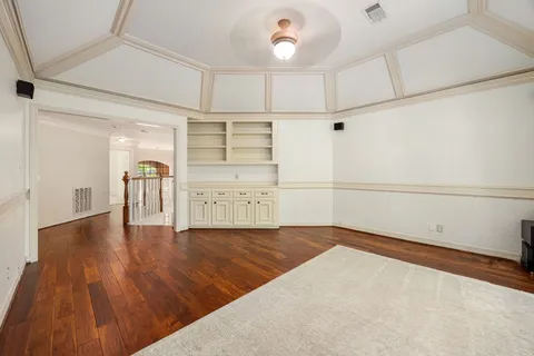 $465,000 | 14210 Vanessa Circle, Houston, TX 77069