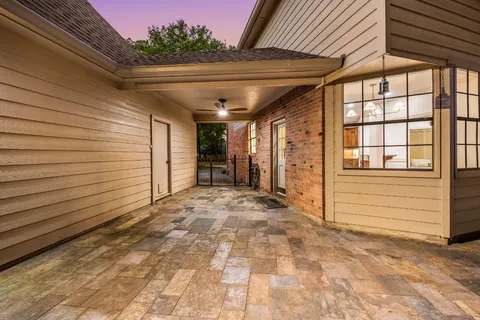 $465,000 | 14210 Vanessa Circle, Houston, TX 77069